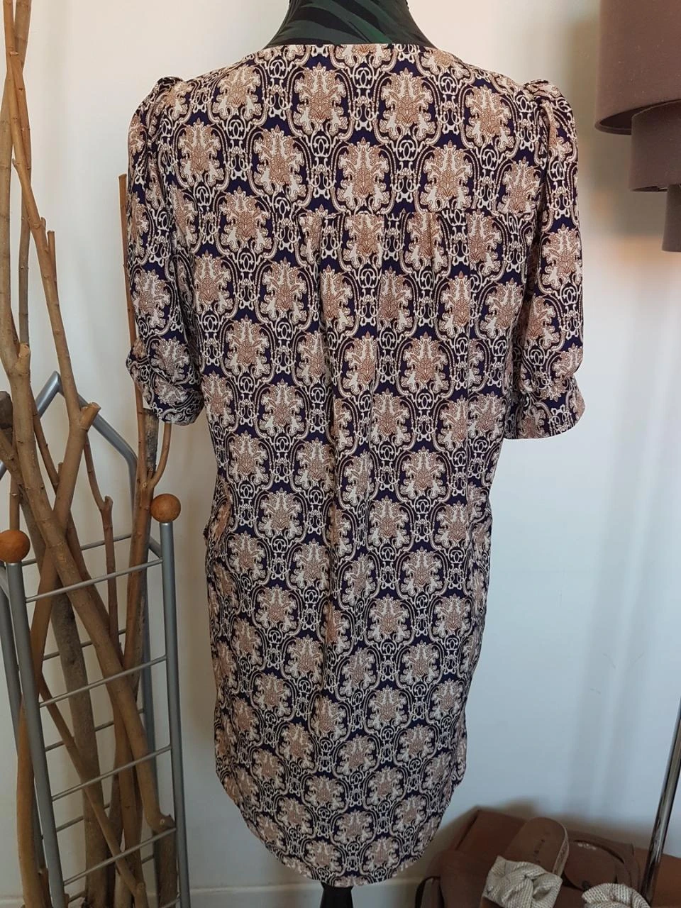 Robe bleu marine et marron – photo 4